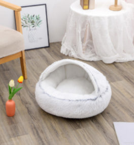Warm Bed House Novari